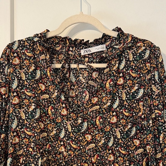 Zara Women's Black Paisley Blouse - Picture 3 of 4